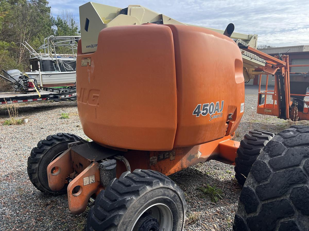 Used 2011 JLG 450 aerial lift/ boom lift