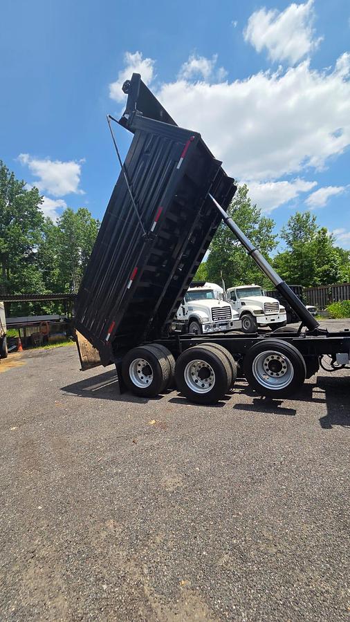 Used 2003 Mack *** ALLISON AUTOMATIC *** CV713 Granite
