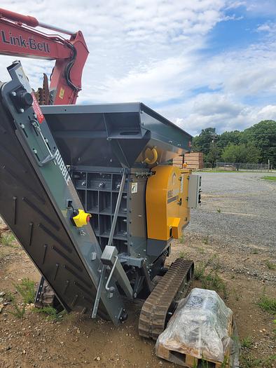 Used 2024 Rubble Crusher RC150T
