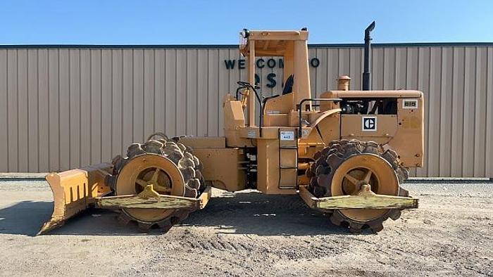 Used 1972 CATERPILLAR 815