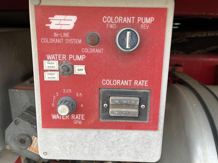 Used 2002 Freightliner FL-80