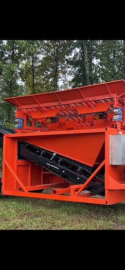 Used 2022 North 42 5x10