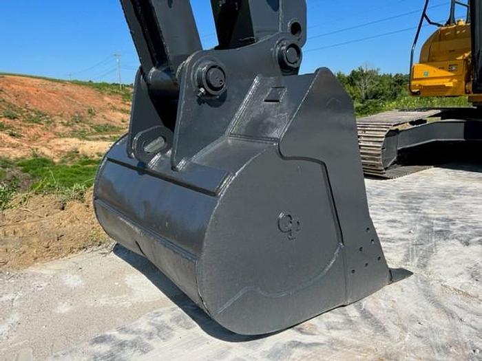 Used 2016 John Deere 250G