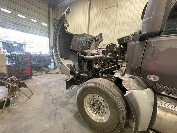 Used 2015 *** ALLISON  AUTOMATIC *** Kenworth T880