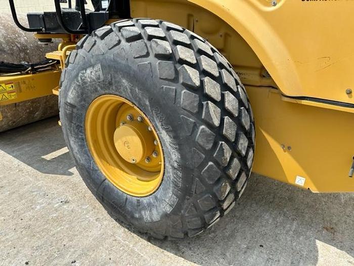 Used 2017 Caterpillar CS54B