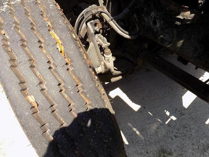 Used 2000 GMC C7500 Grapple Truck