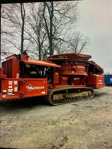 Used 2016 Morbark 1300B / on Tracks