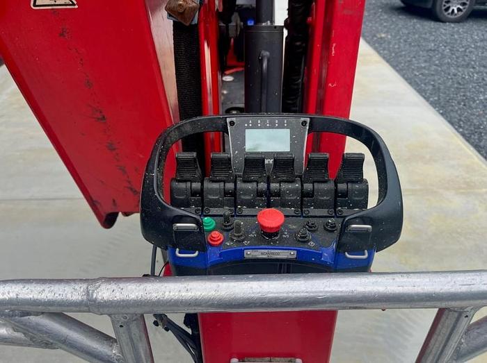 Used 2015 Platform Basket PB22.10