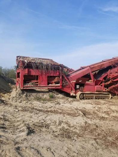 Used I HAVE TWO UNITS 2006 CEC / Extec S-148/ S-155 WILL  NEED SOME WORK