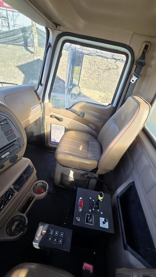 Used 2007 MACK *** ALLISON AUTOMATIC *** CV713 Granite