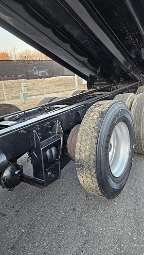 Used 2001 Mack *** Allison Automatic ***  RD688s