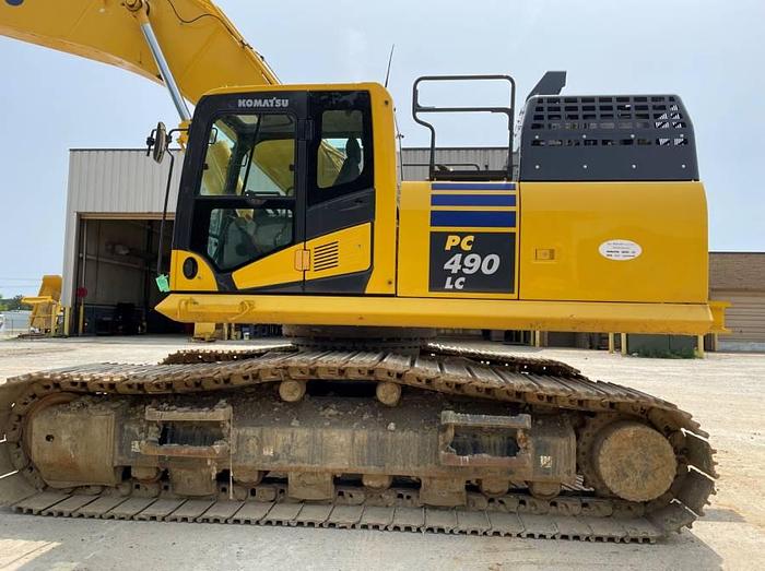 Used 2022 Komatsu PC490LC-11