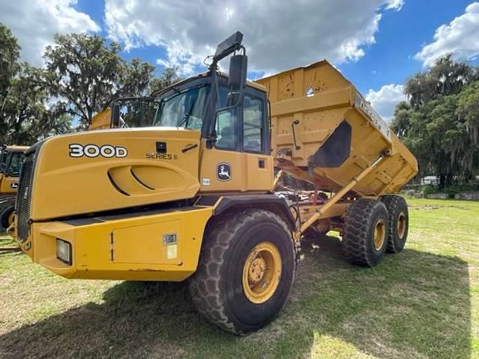 Used 2012 John Deere 300D