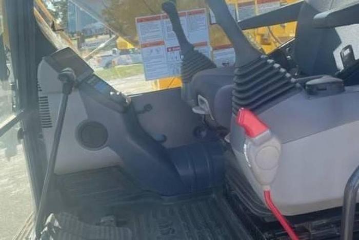 Used 2019 Komatsu PC170C-11