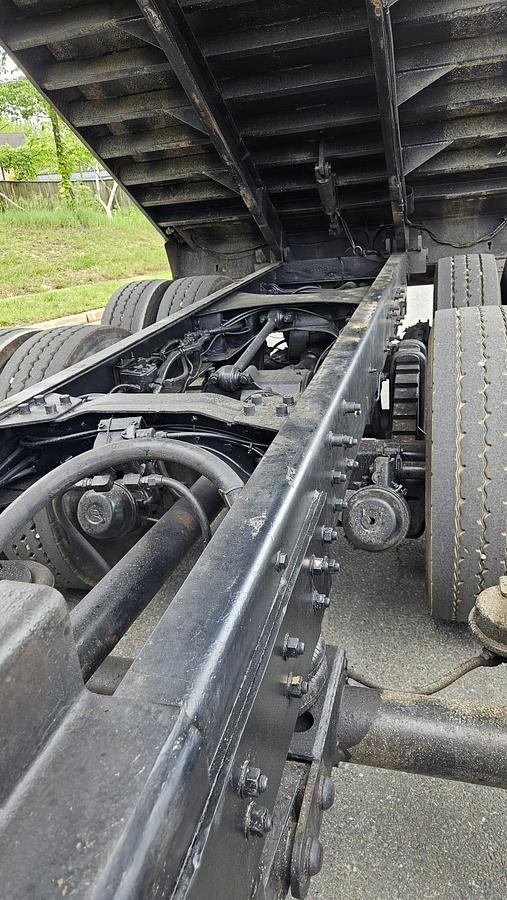 Used 2005 Mack *** ALLISON AUTOMATIC *** CV713 Granite