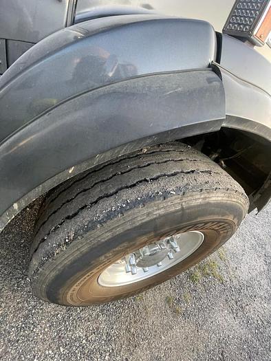 Used 2011 *** ALLISON  AUTOMATIC *** Kenworth T800