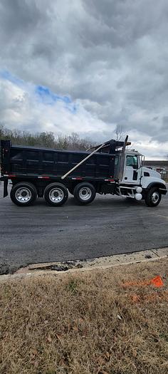 Used 2005 Mack *** ALLISON AUTOMATIC *** CV713 Granite