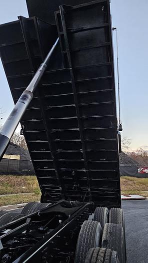 Used 2007 *** ALLISON AUTO *** MACK CV713 Granite