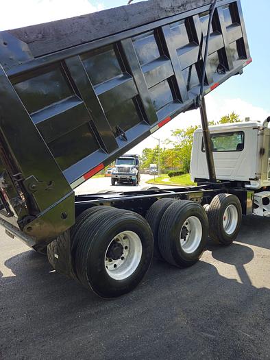 Used 2006 Mack *** ALLISON AUTOMATIC *** CV713 Granite