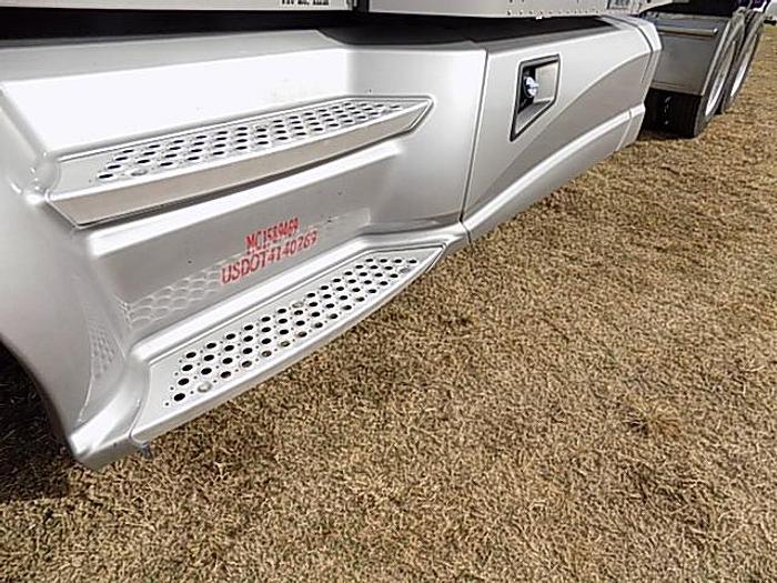 Used 2014 Kenworth T6 Tandem Axle Sleeper