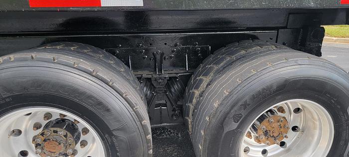 Used 2006 *** ALLISON AUTO *** MACK CV713 Granite