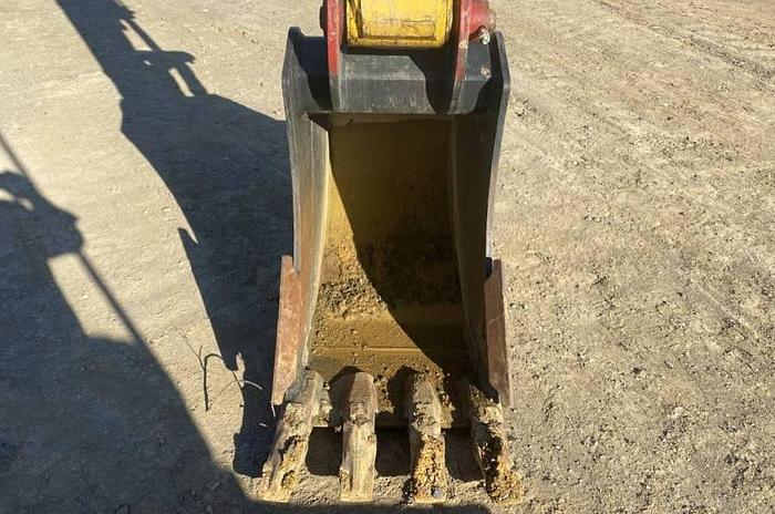 Used 2020 Komatsu PC130LC-11