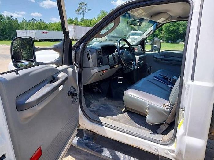 Used 2004 Ford F450 Altec Bucket Truck
