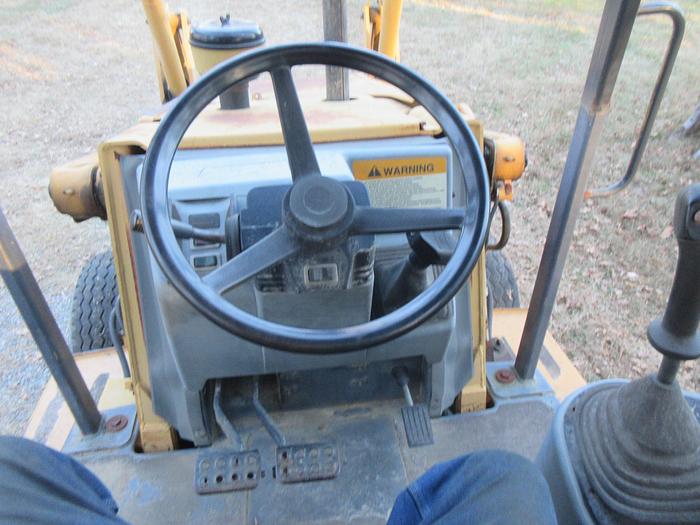 Used CASE 580L Backhoe