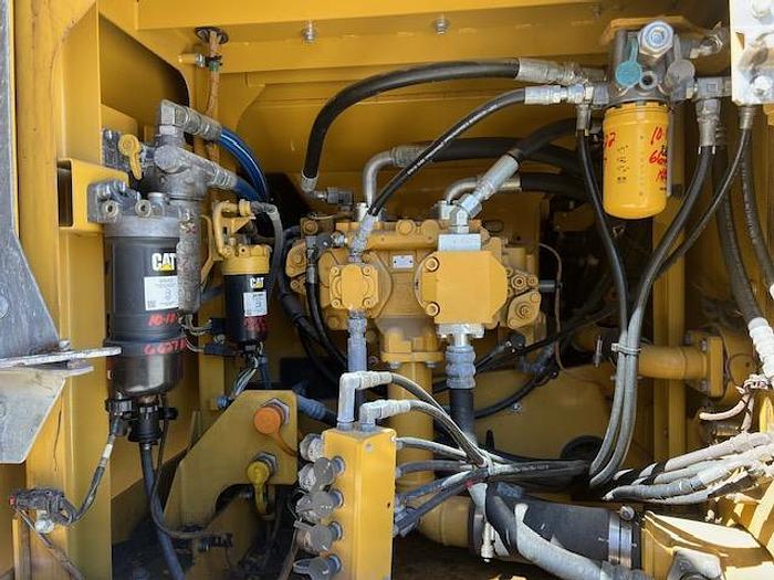Used 2017 Caterpillar 320FL