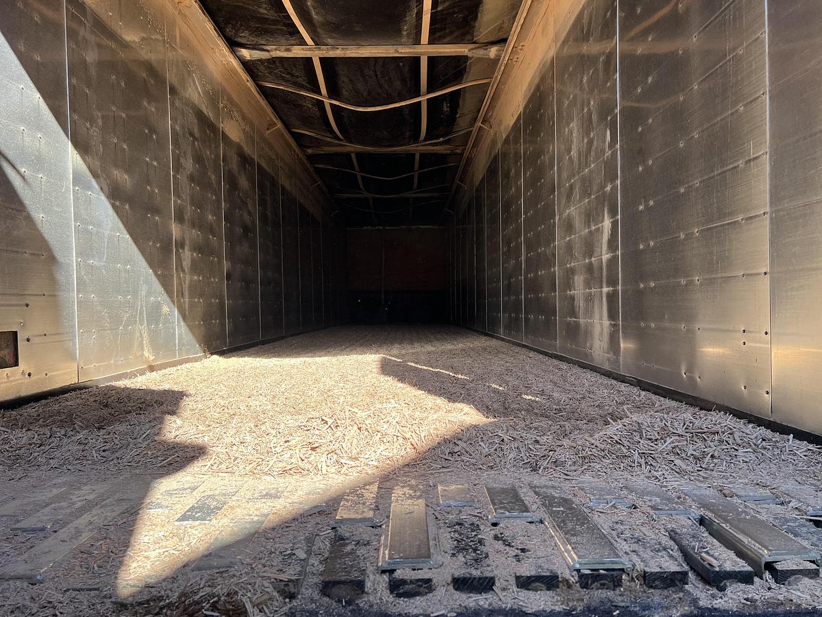 Used 2000 Peerless 45' & 48 X 98" Walking floor