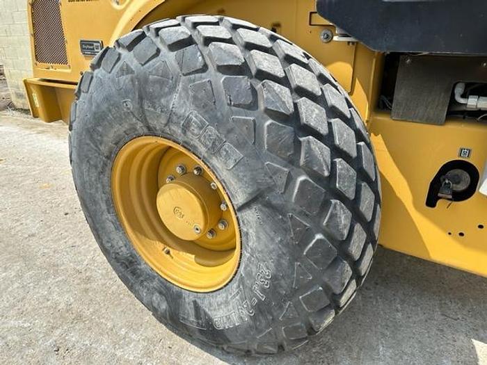 Used 2017 Caterpillar CS54B