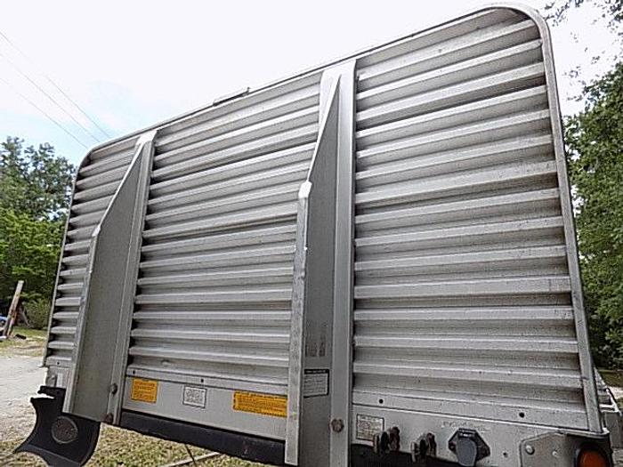 Used 1999 UTILITY TRAILER CORP FLATBED 102 x 48