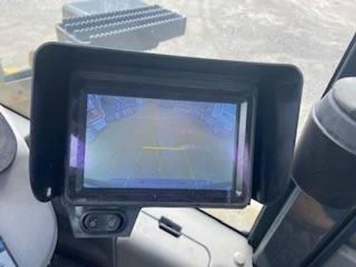 Used 2021 Komatsu WA200-8