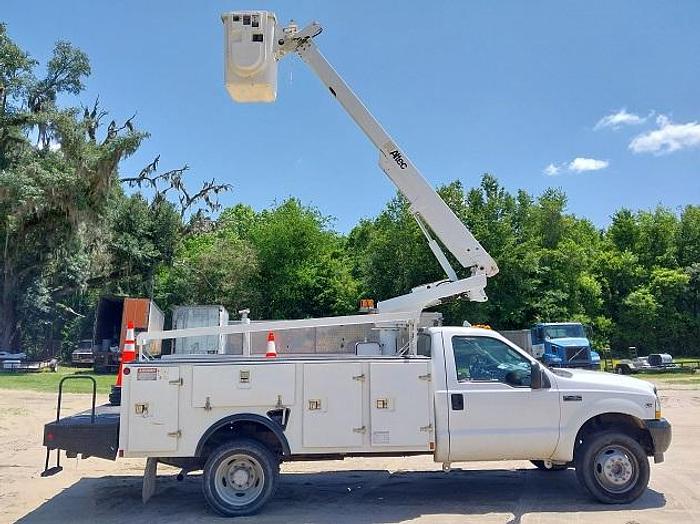 Used 2004 Ford F450 Altec Bucket Truck