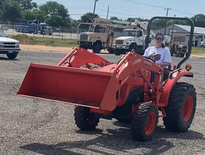Used 2014 Kubota L3901