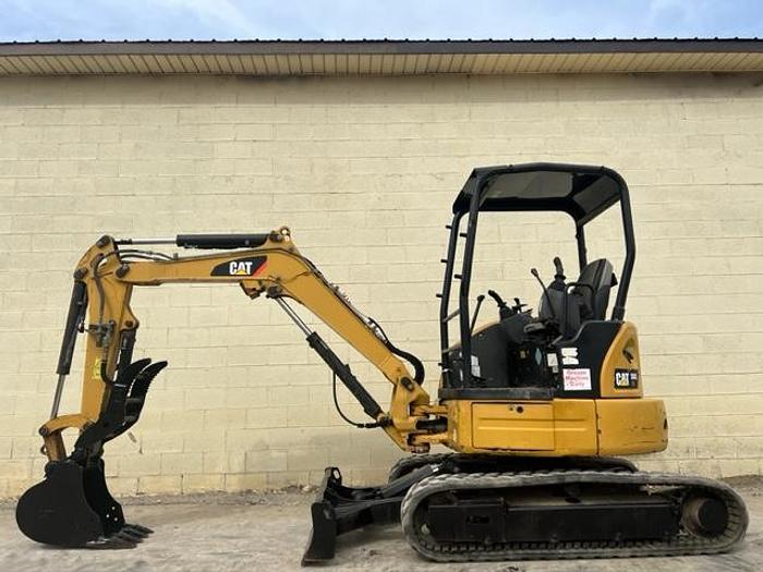 Used 2015 CATERPILLAR 303E CR