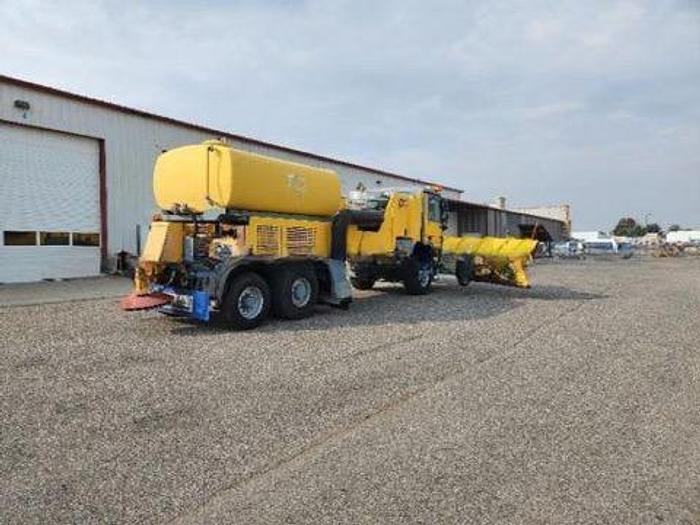 Used 2008 Boschung CH-1753 Jetbroom