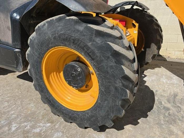 Used 2018 JCB 535-95