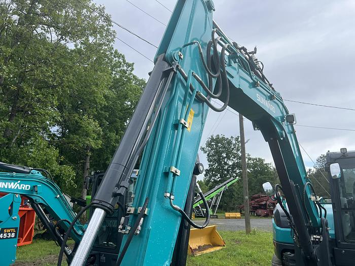 2024 SUNWARD SWE90UF Excavator
