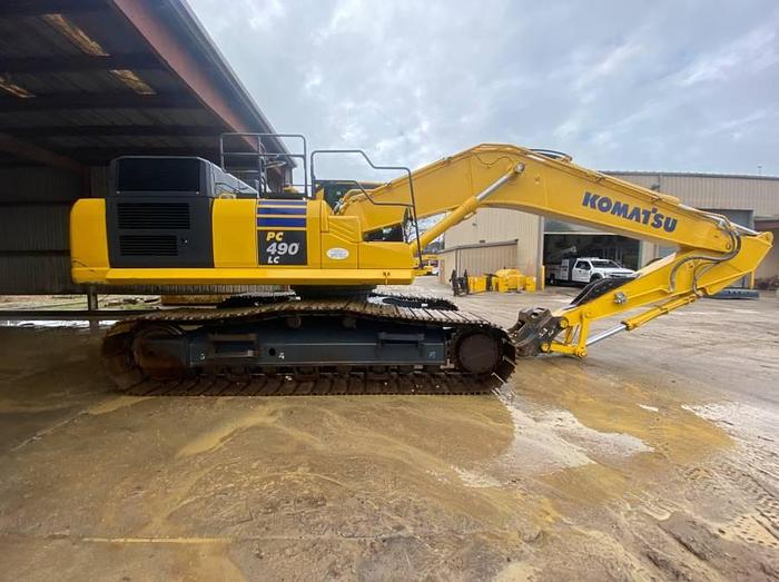 Used 2022 Komatsu PC490LC-11