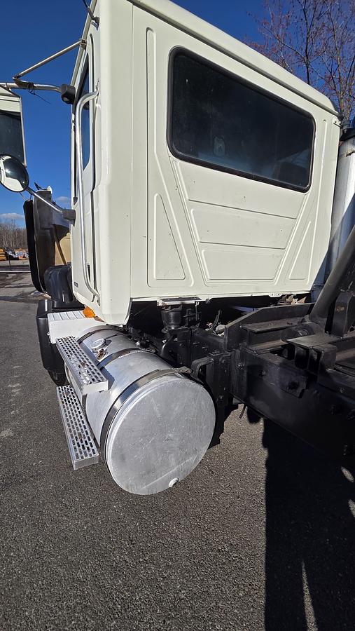 Used 2007 MACK *** ALLISON AUTOMATIC *** CV713 Granite