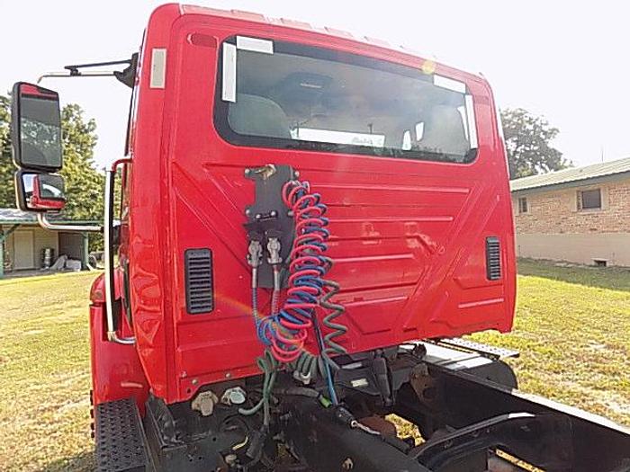 Used 2006 International 4400 DT466 (Allison Automatic)