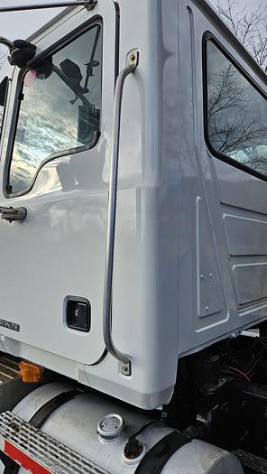 Used 2007 Mack CV713 Granite