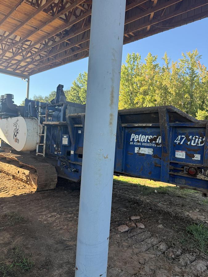 Used 2009 Peterson 4710 on tracks