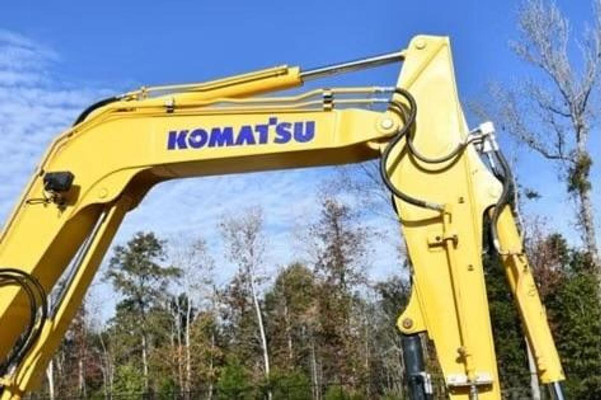 Used 2021 Komatsu PC88MR-11