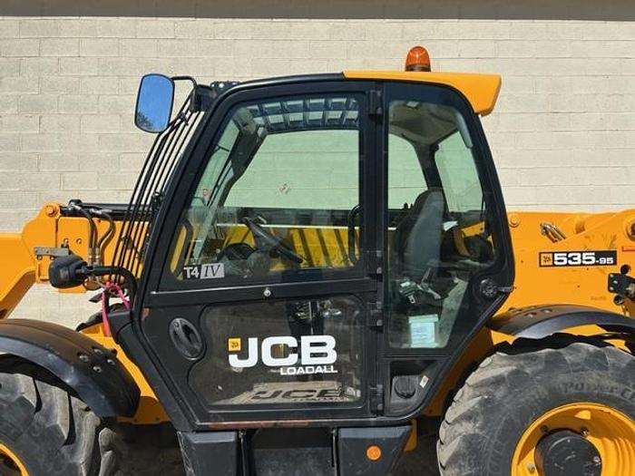 Used 2018 JCB 535-95