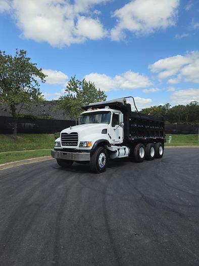 Used 2006 Mack *** ALLISON AUTOMATIC *** CV713 Granite
