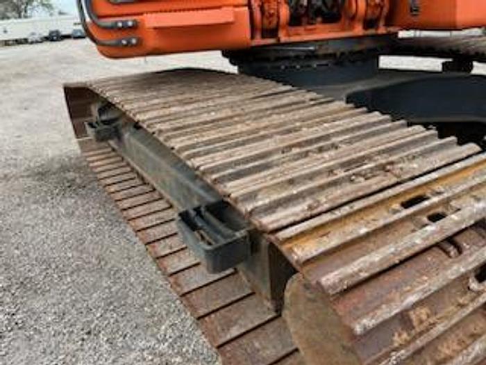 Used 2014 Doosan DX225LC