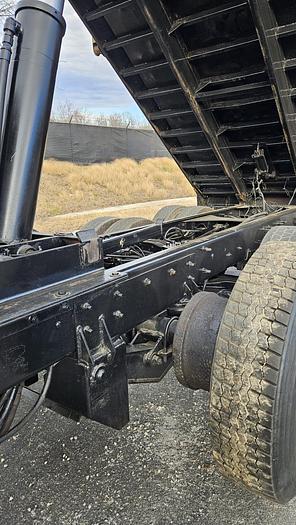 Used 2007 Mack CV713 Granite