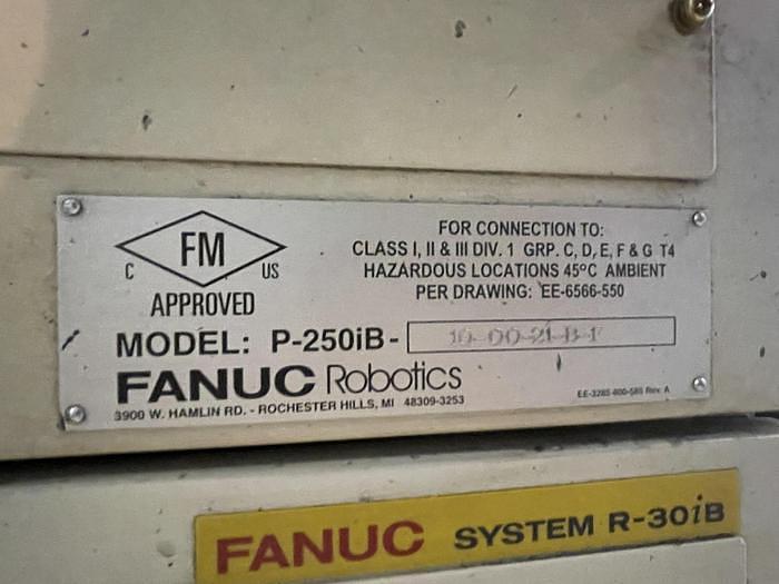 Used FANUC P-250iB/15 PAINT ROBOT WITH R30iB CONTROLLER 2800 MM X 15KG